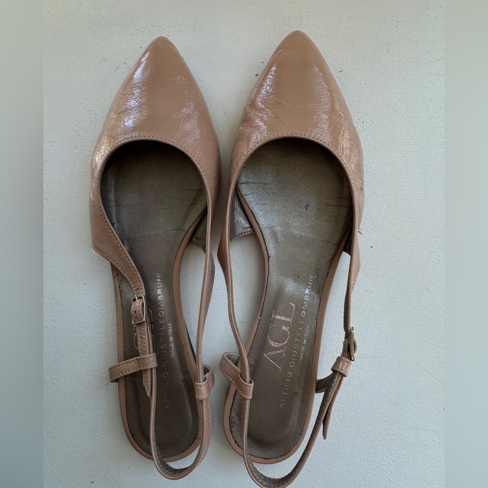 AGL Slingback Flat Women
NUDE GLAMMY LEATHER, Size 7US / 37EU